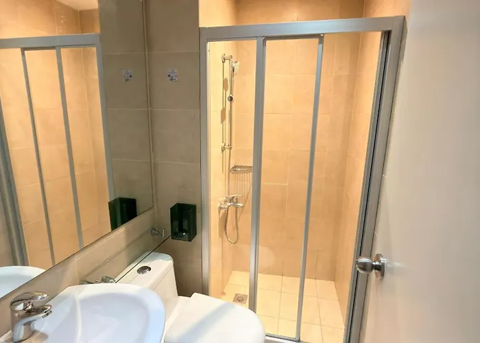 Knightsbridge Makati Staycation Near Century Mall 马尼拉