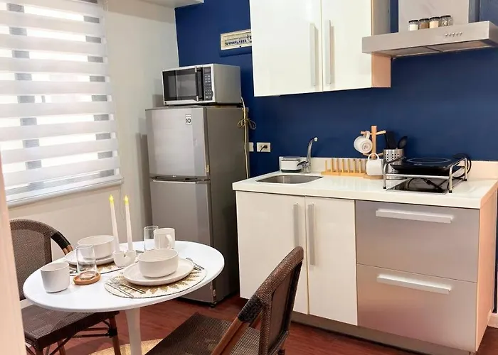 Knightsbridge Makati Staycation Near Century Mall 马尼拉