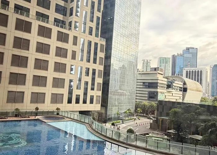 Knightsbridge Makati Staycation Near Century Mall * 马尼拉